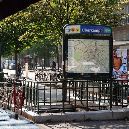 Au Coeur De Republique Hotel Parijs