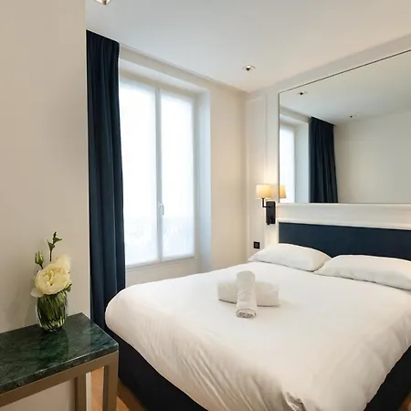 Hotel Au Coeur De Republique Parijs