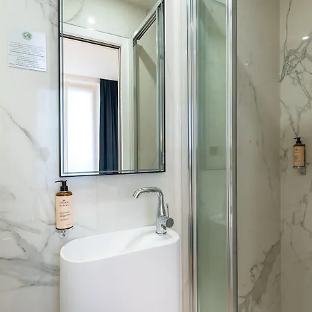 Au Coeur De Republique Paris