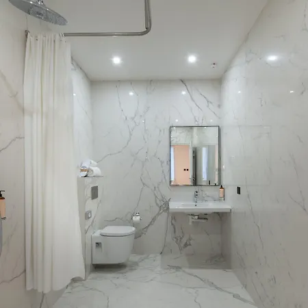 Au Coeur De Republique Hotel 3*