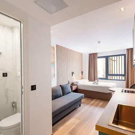 Hotel Au Coeur De Republique Paris
