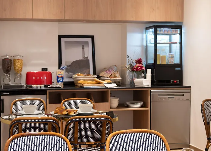 Hotel Au Coeur De Republique 3*