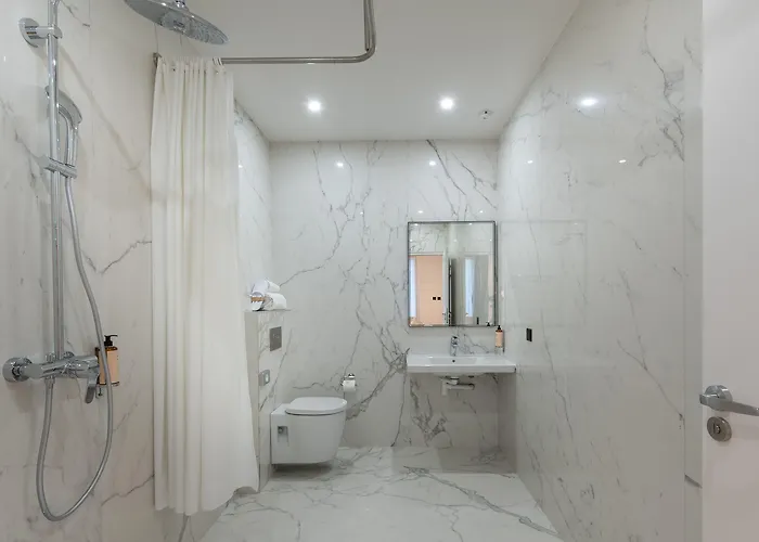 Au Coeur De Republique Hotel 3*